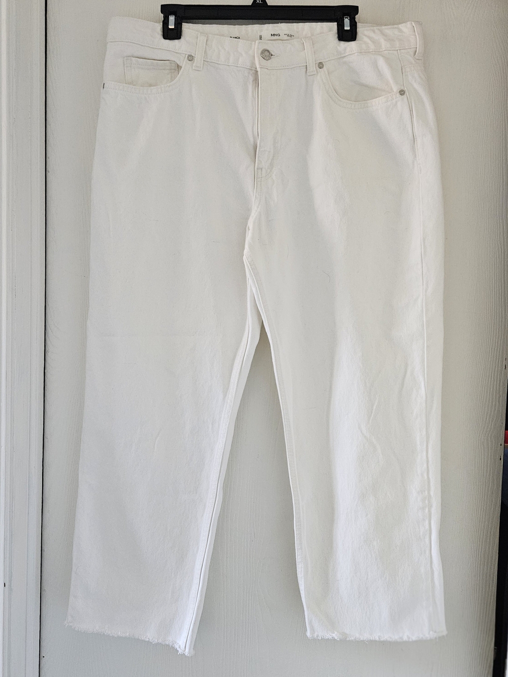 MNG Blanca Women's White Cropped Straight-Leg Jeans Size 14